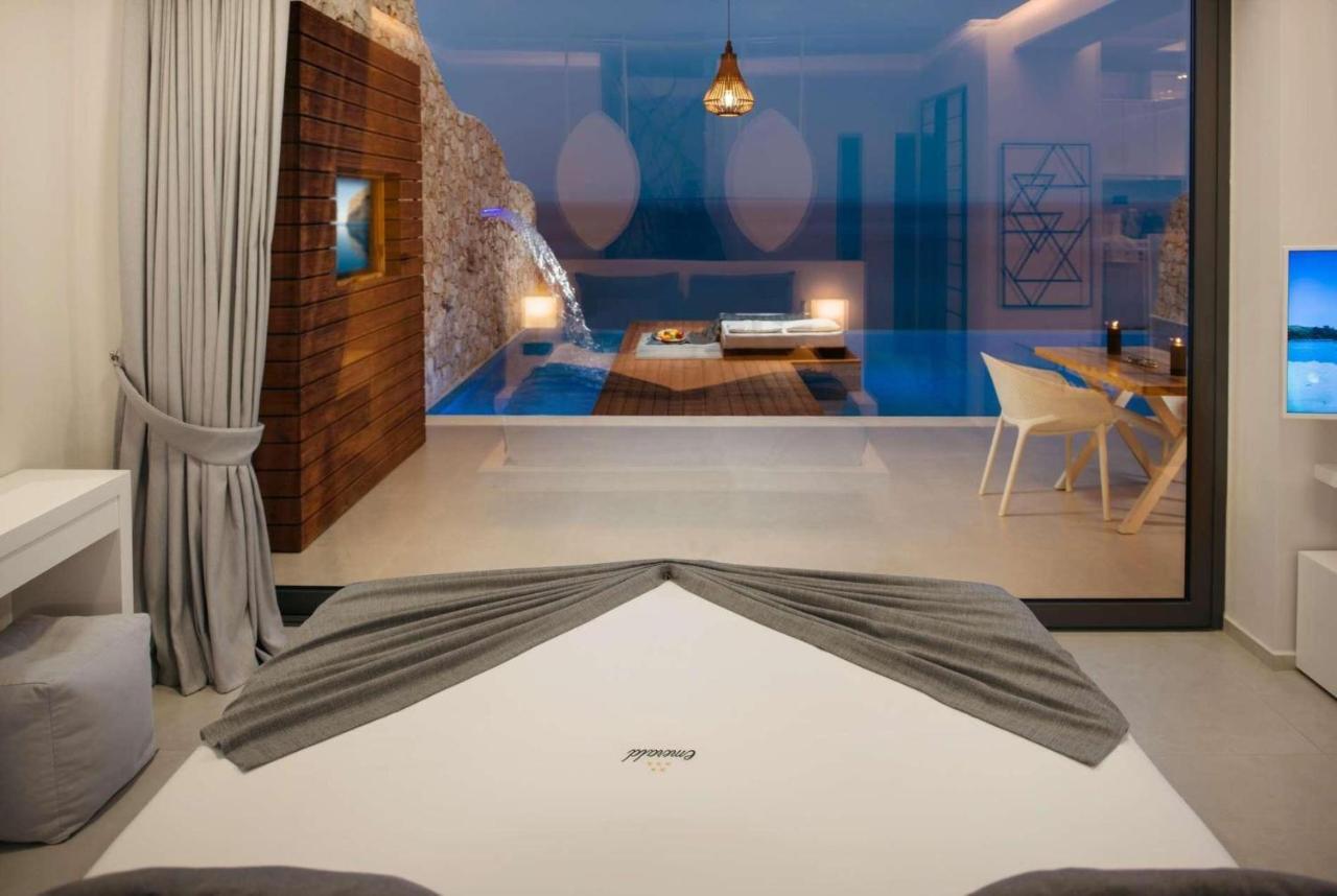 Emerald Cave Suites Ajos Nikolaos Zewnętrze zdjęcie